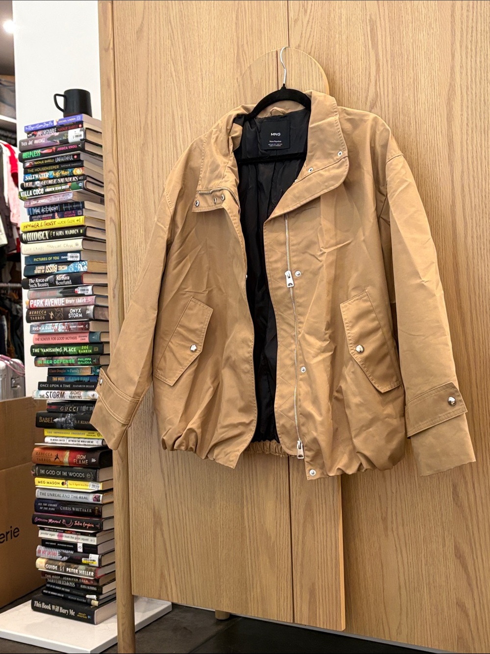 MNG jacket, water and boy repellent
